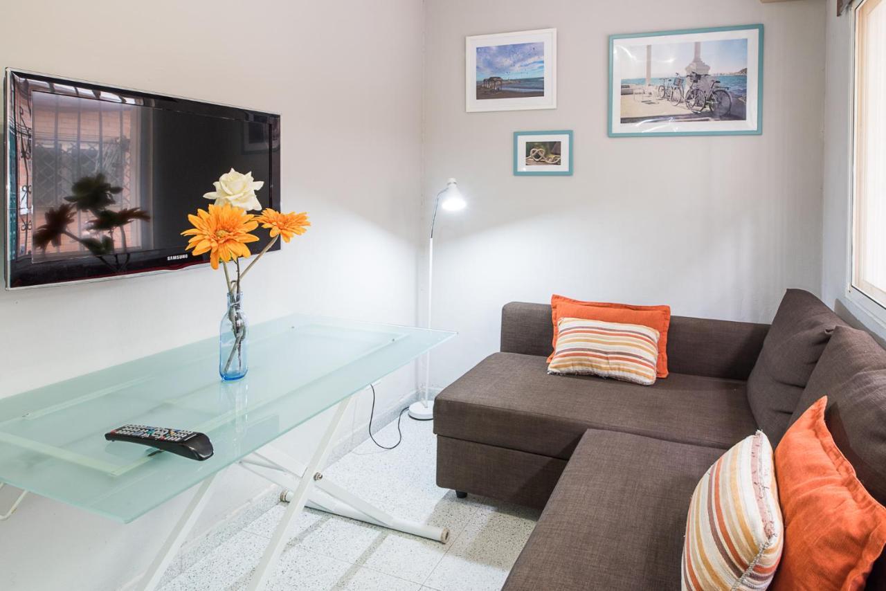 Malagaonbeach 1 - Two Bedrooms - Up To 3 People - 10 Meters Beach Exterior photo